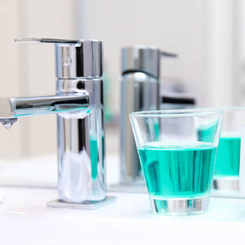 glass of drinking water with fluoride: is it bad?